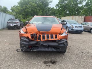 2016 Jeep Cherokee Trailhawk - Exterior Front Center Image